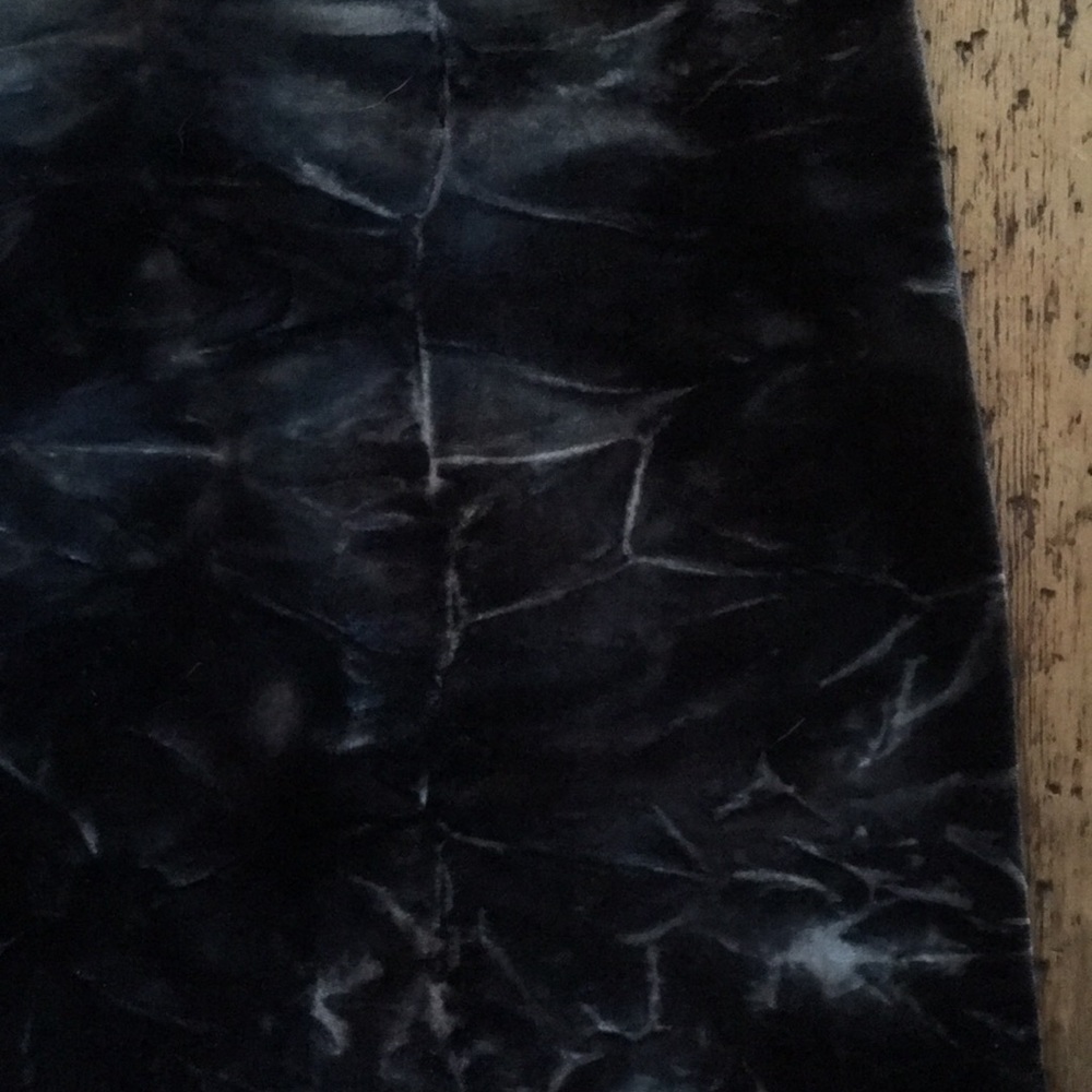 Stylish Hand Dyed Velvet Dress - Picture 8 of 8